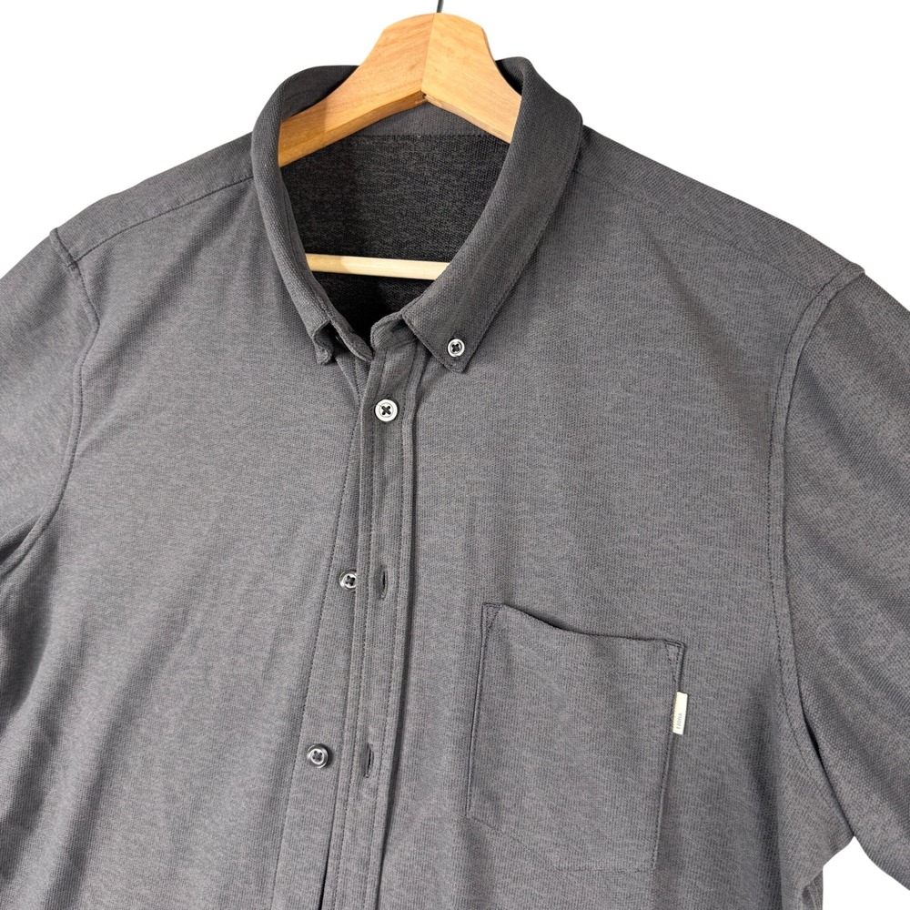 Vuori Mens Ace Charcoal Gray Short Sleeve Performance Knit Button Down Shirt M